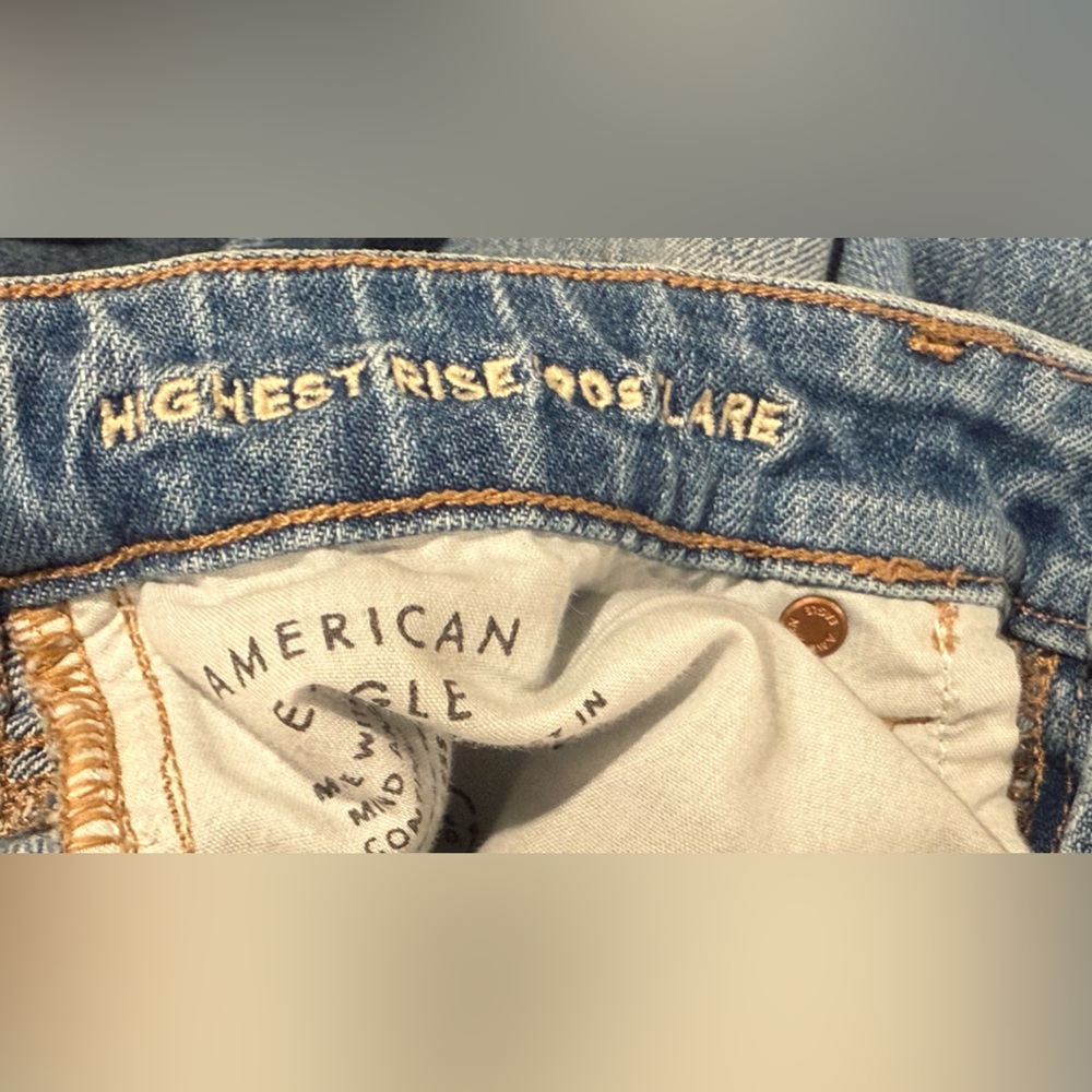 AE Ripped Highest Rise '90s Flare Jean - Picture 5 of 7
